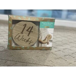 Kate & Milo Wooden Weekly Baby Pregnancy‎ Photo Props
